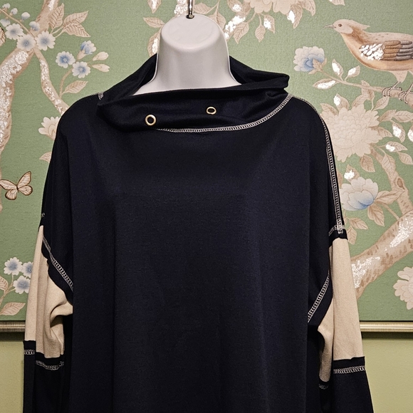 Free 832 Oversized Cozy Top Size 1X - Picture 4 of 7